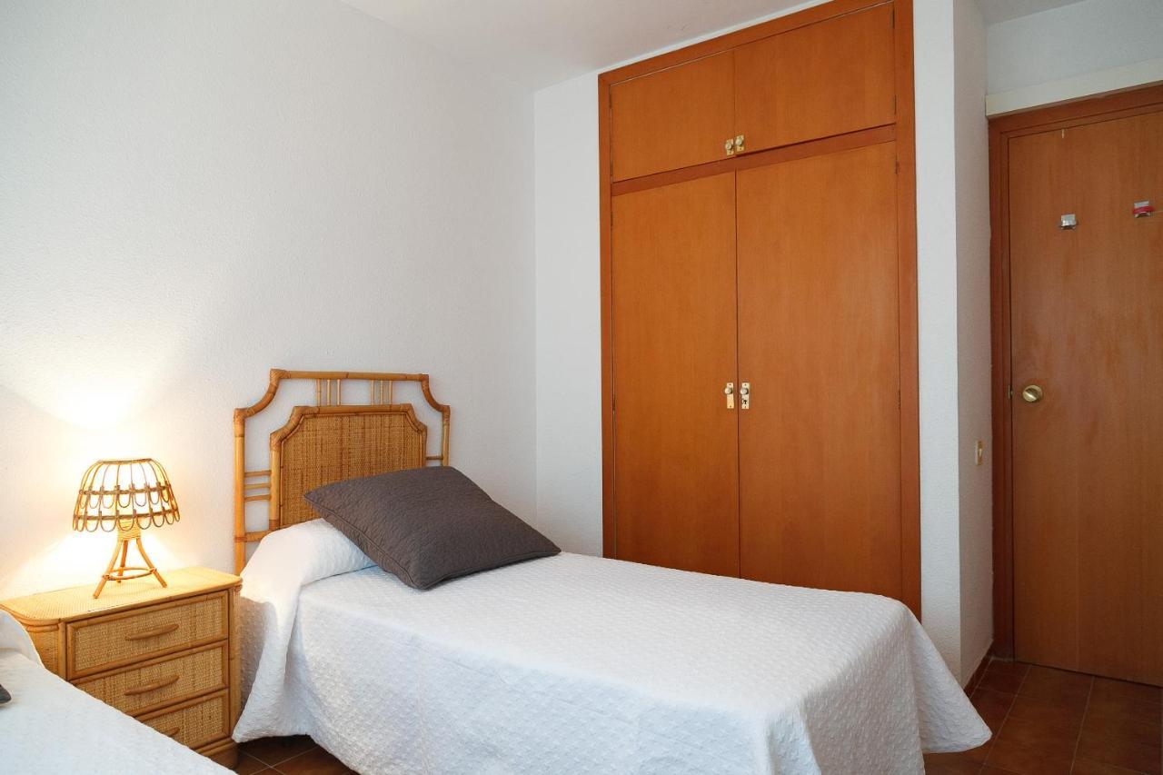 Uhc Buigas Luz Apartments Salou Luaran gambar