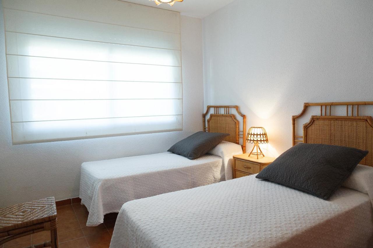 Uhc Buigas Luz Apartments Salou Luaran gambar