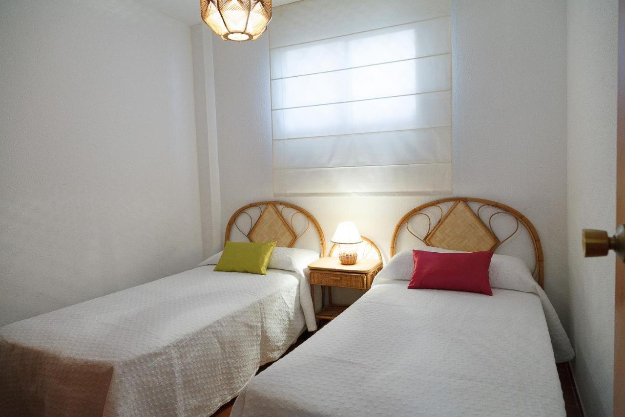 Uhc Buigas Luz Apartments Salou Luaran gambar